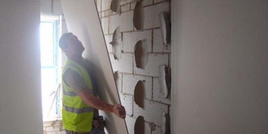 How To Dot And Dab Wall Insulation Boards